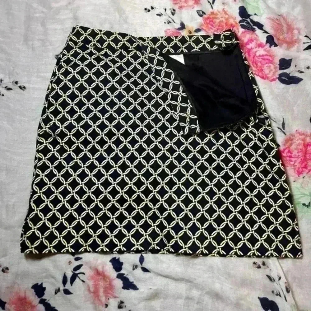 Ep Pro Golf Skort Skirt BLK Chain Geometric
Print UPF 50 Women’s Size 10 - Picture 3 of 6